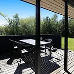 Дом отдыха 6 Person In Saeby-by Traum *
