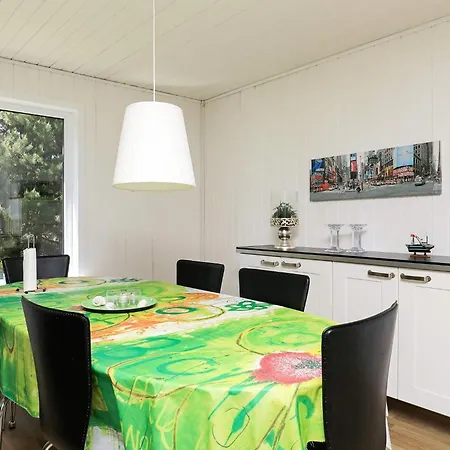 Feriehus 6 Person In Saeby-by Traum